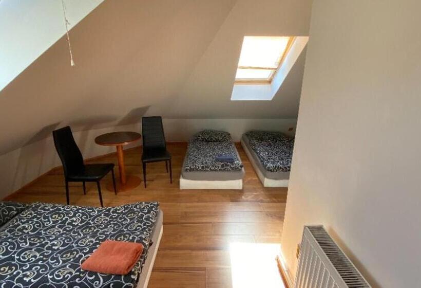 هتل U Betty   Ostrava Centrum