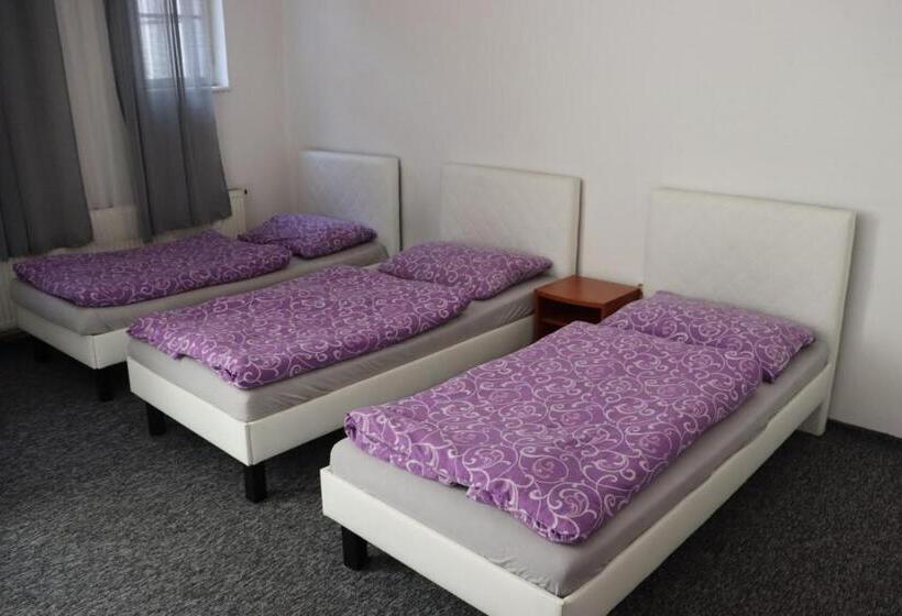 هتل U Betty   Ostrava Centrum