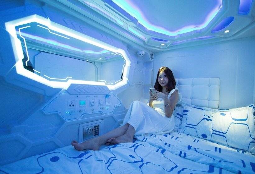 هاستل Jc Space Capsule Maha City