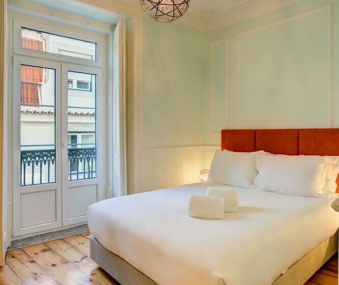 تختخواب و صبحانه Solar Dos Poetas