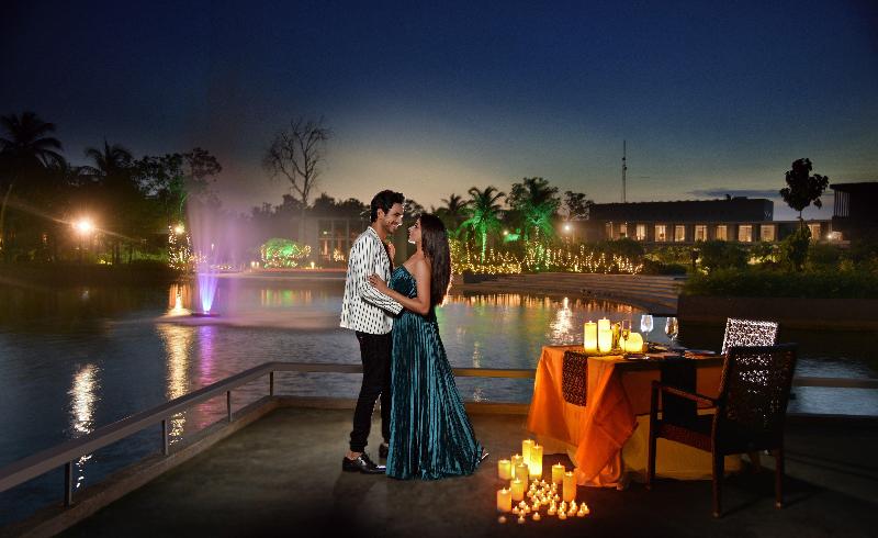 בית מלון כפרי The Amaya Resort Kolkata Nh6