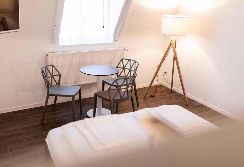 پانسیون Stay Cooper L Guesthouse Zum Löwen