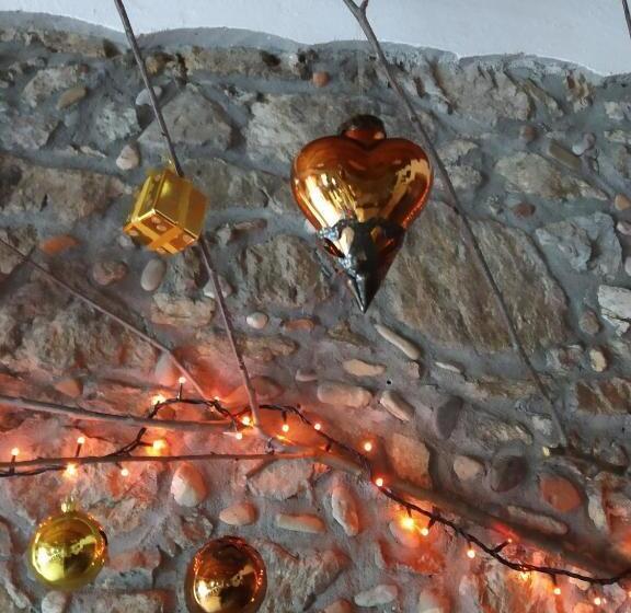 مبيت وإفطار Taverna Del Dolmen