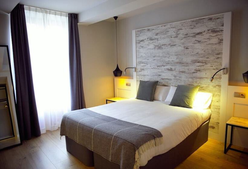 هتل Cims De Camprodon