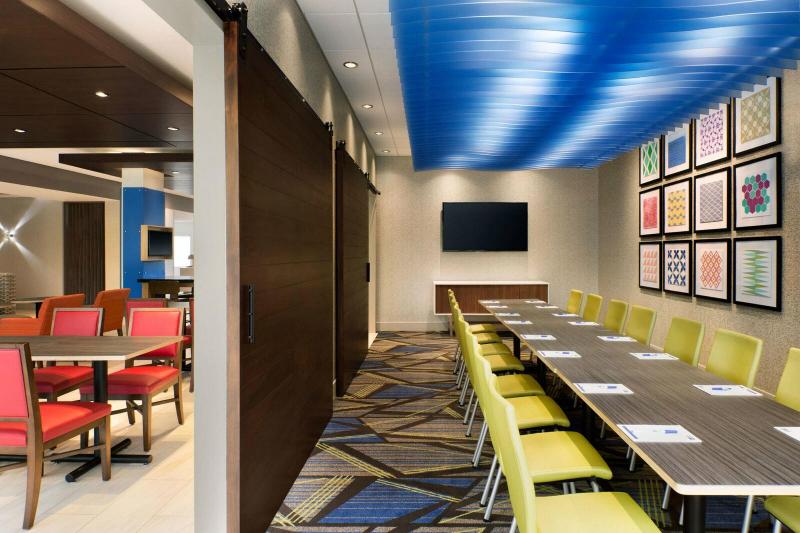 בית מלון כפרי Holiday Inn Express & Suites Red Wing By Ihg
