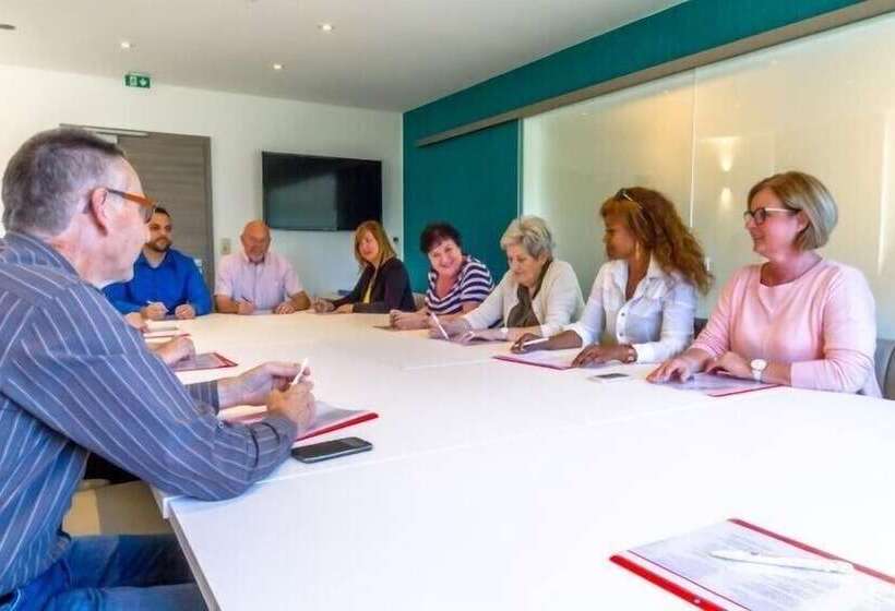 בית מלון כפרי Manava