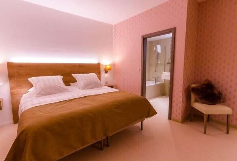 בית מלון כפרי Manava