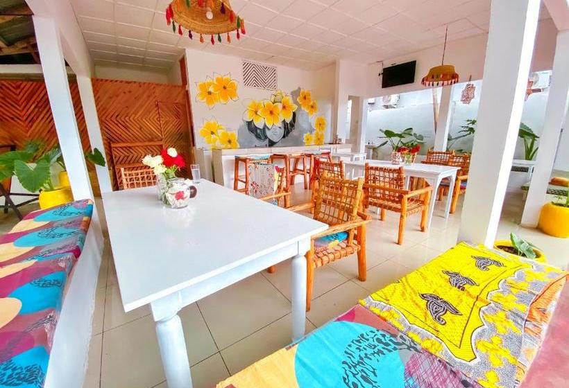 هتل Papaya Guest House Nungwi