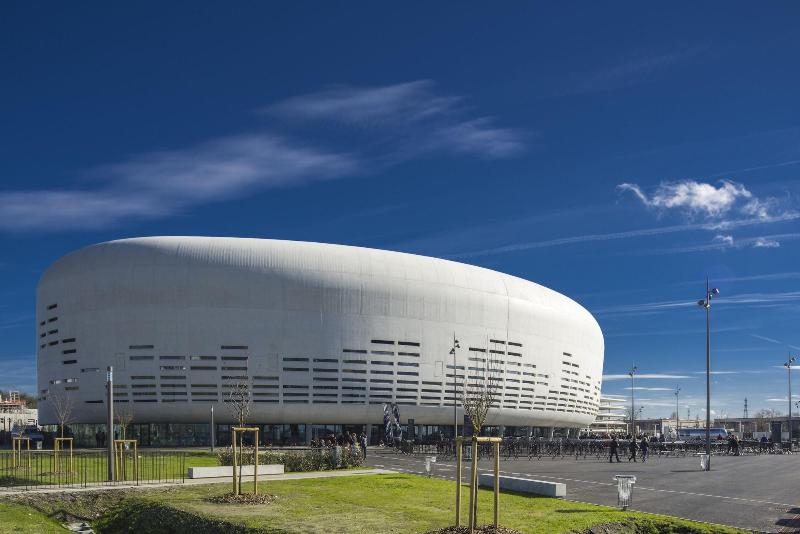 ホテル Green Hôtels Bordeaux Arena