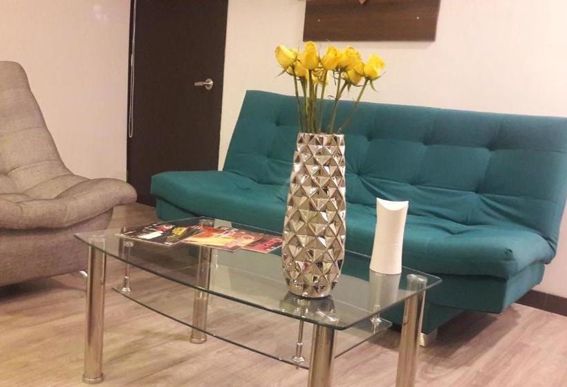 هتل Rosales Plaza