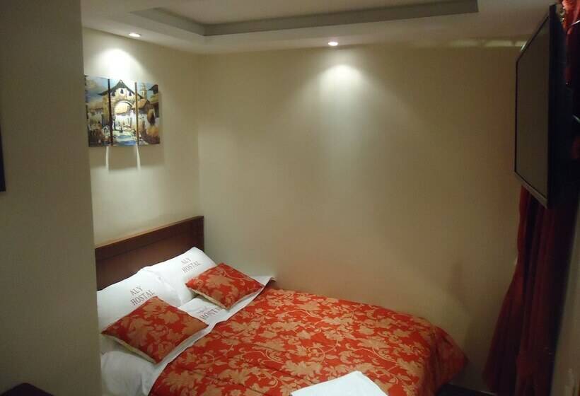 پانسیون Hostal Aly 2