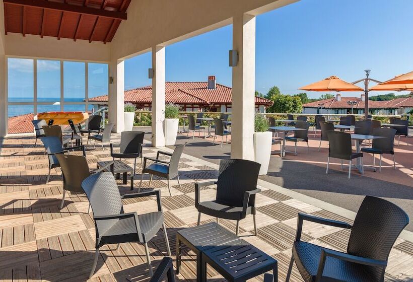 هتل Village Vacances Azureva Hendaye