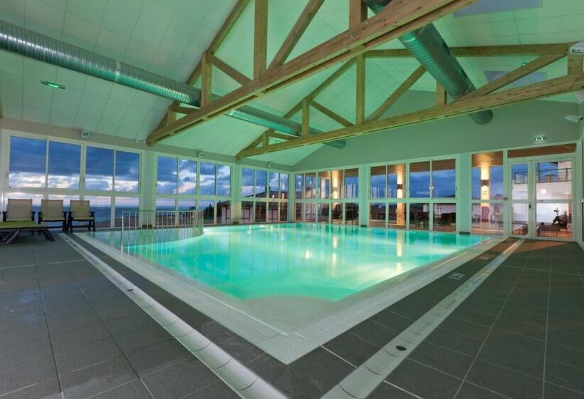 هتل Village Vacances Azureva Hendaye