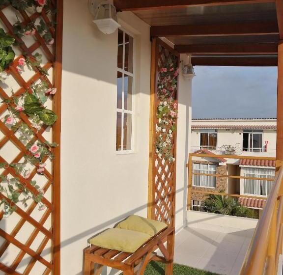 هتل Hosteria B Y B