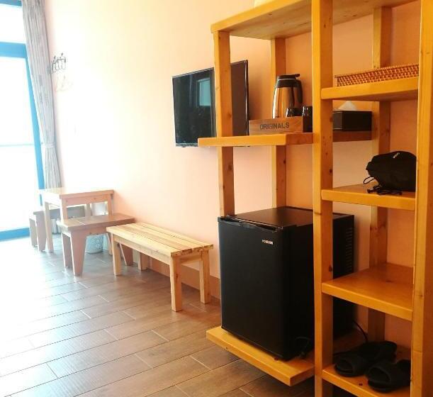 تختخواب و صبحانه Love Ocean & Happy Bay Homestay