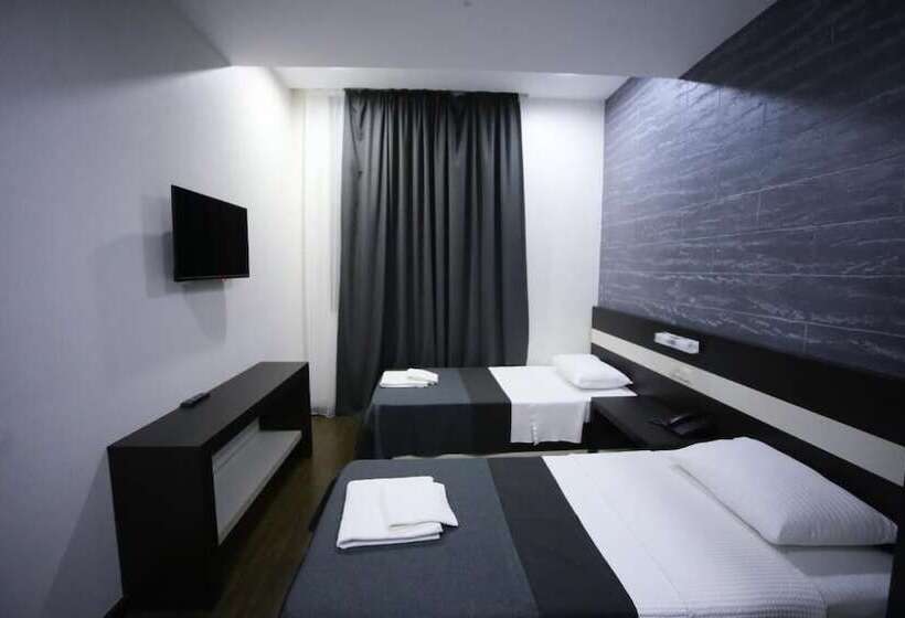 پانسیون West Tower