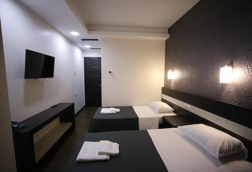 پانسیون West Tower