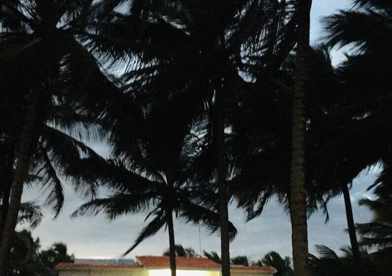 Baoba Breeze Bed & Breakfast  Beachfront Paradise