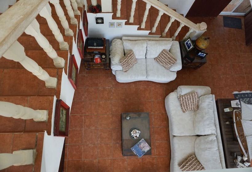 Baoba Breeze Bed & Breakfast  Beachfront Paradise