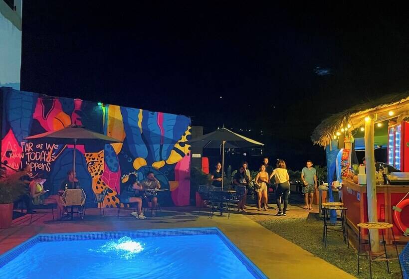 پانسیون Hostel Trip Monkey San Gil