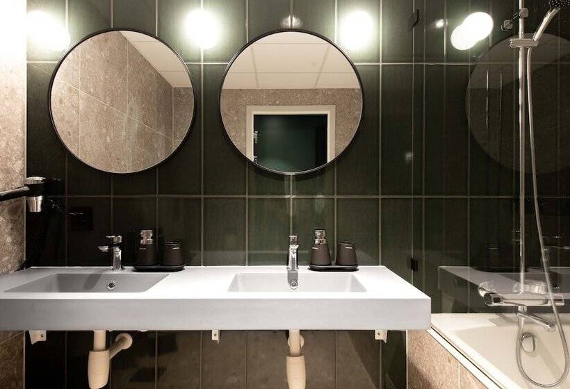 בית מלון כפרי Citybox Bergen Danmarksplass