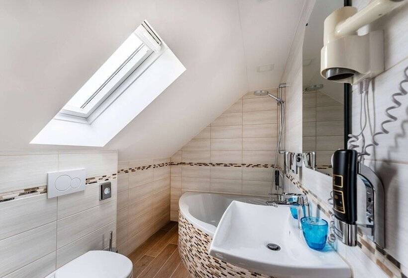 هتل Aspire Castillo Reutlingen, Trademark Collection By Wyndham