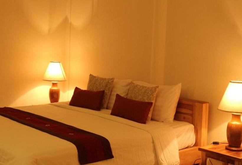 هتل Shankale Lodge Pai