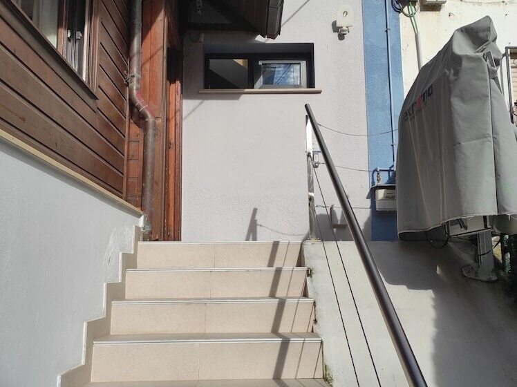 پانسیون Los Patios De Santander