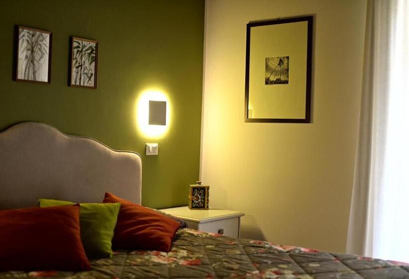 پانسیون Tetide Home