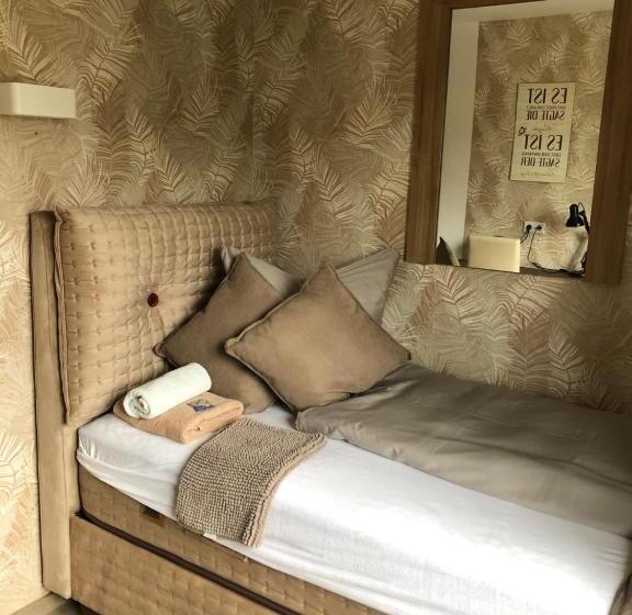 Pension Ottenheide
