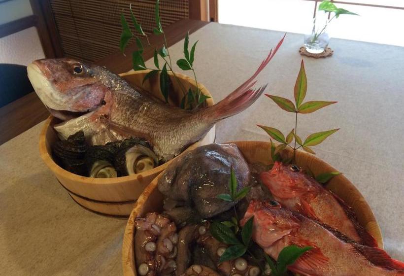 مبيت وإفطار Shimanami Kaido Sekisho No Yado Pompoko