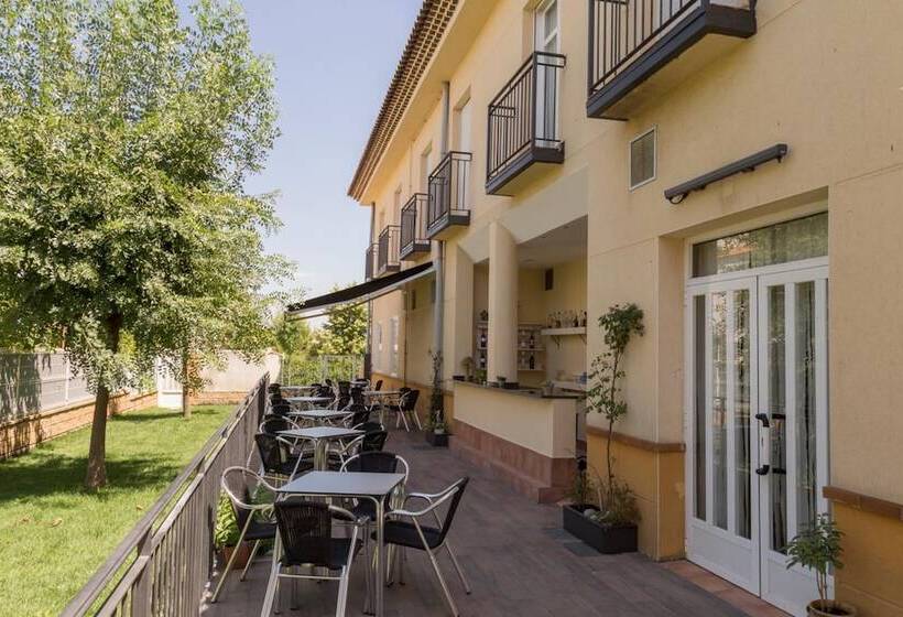 הוסטל Hostal Pradaria Asador & Alojamiento
