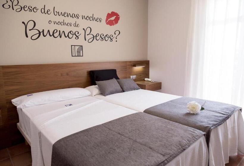 הוסטל Hostal Pradaria Asador & Alojamiento