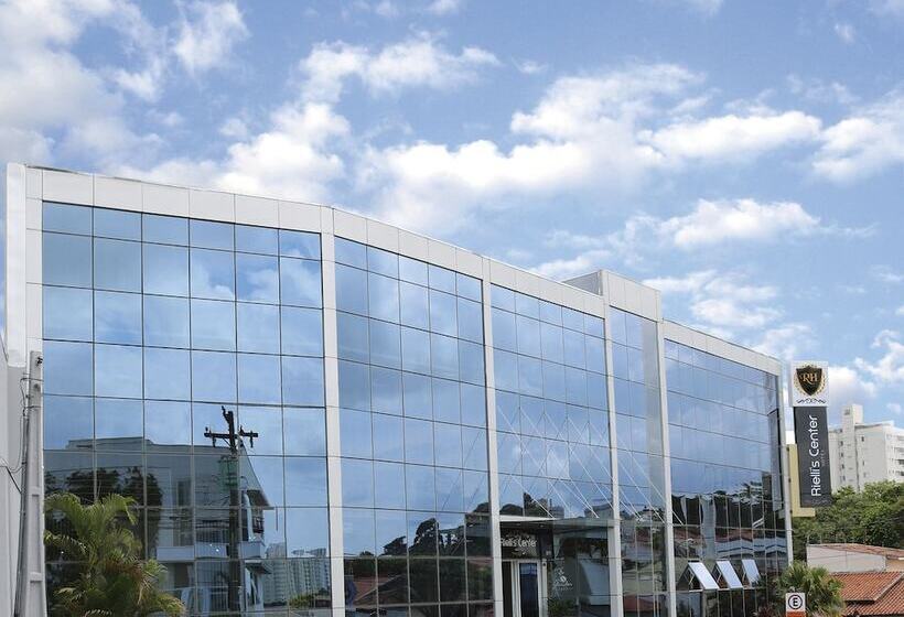 בית מלון כפרי Riellis Center