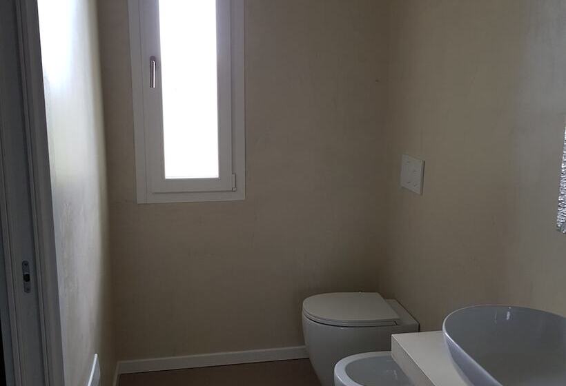 هتل Venus Suites
