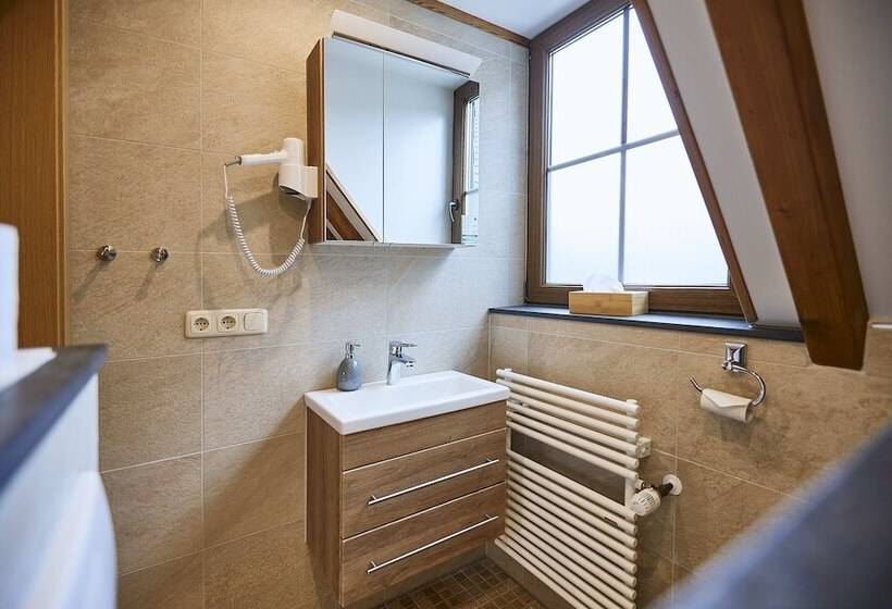 فندق صغير Weinhaus Lenz