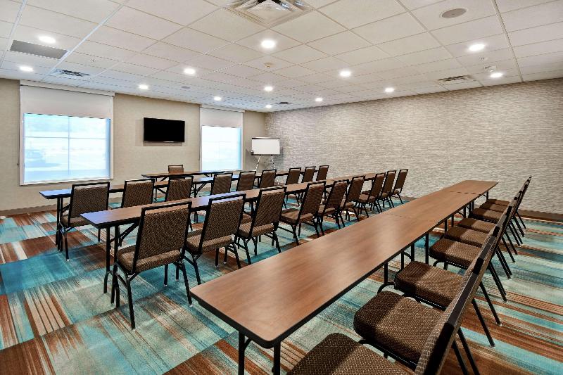 Отель Home2 Suites By Hilton Lagrange