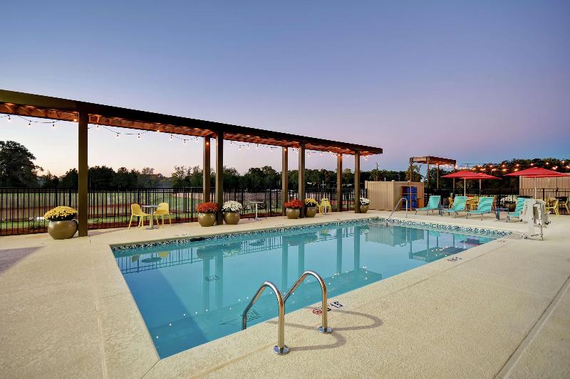 Отель Home2 Suites By Hilton Lagrange
