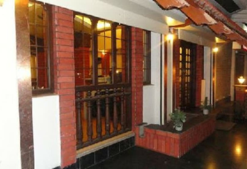 호텔 Sri Kamal International