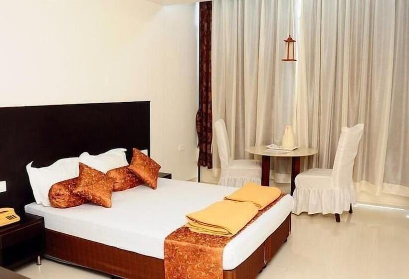 호텔 Sri Kamal International