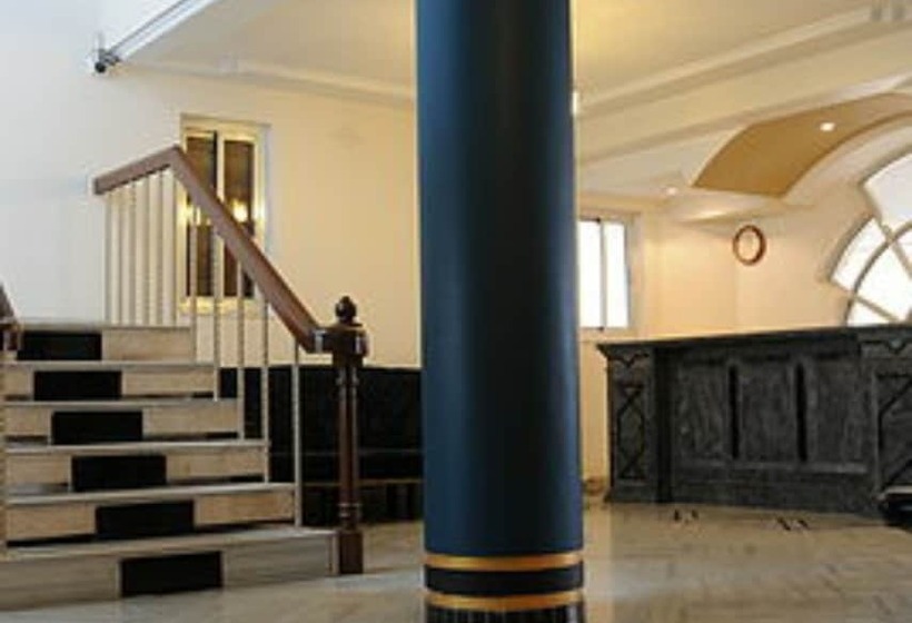 호텔 Sri Kamal International