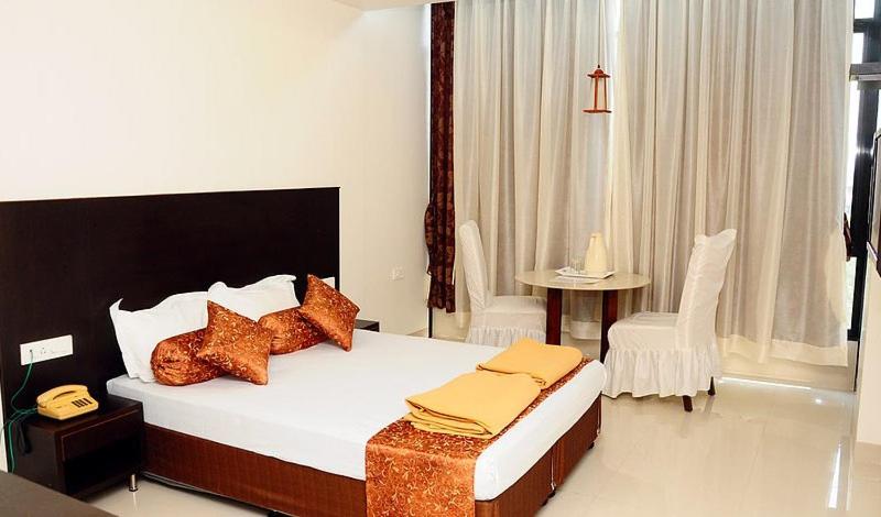 호텔 Sri Kamal International