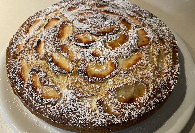 تختخواب و صبحانه Elios Tao