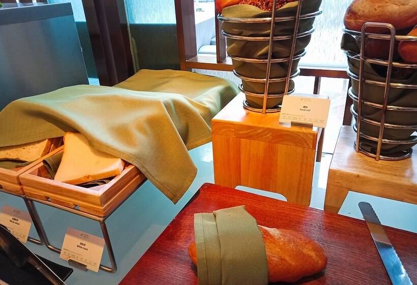 ホテル Holiday Inn Shaoguan Downtown, An Ihg