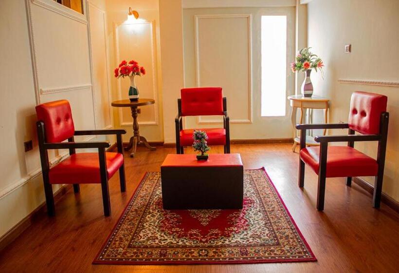 هتل Residencial Velia & Victoria