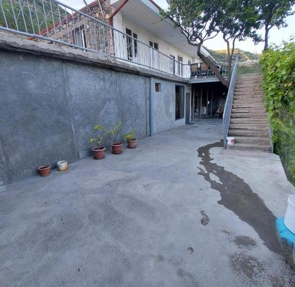 پانسیون Igor Bed And Breakfast