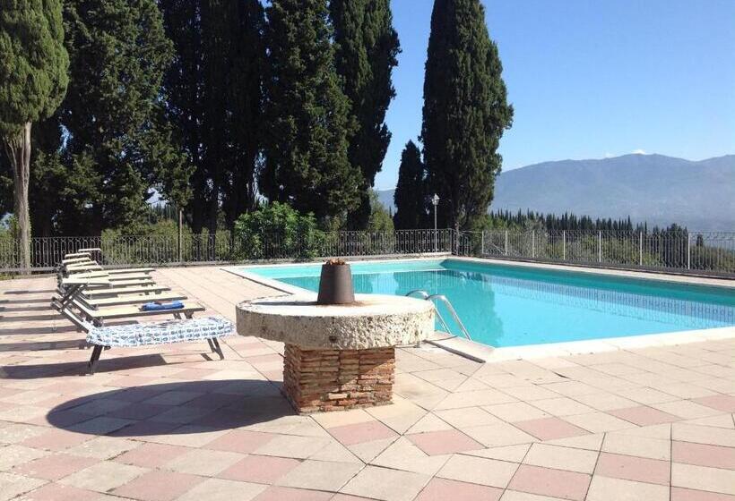 בית מלון כפרי Castello Di Pratelli