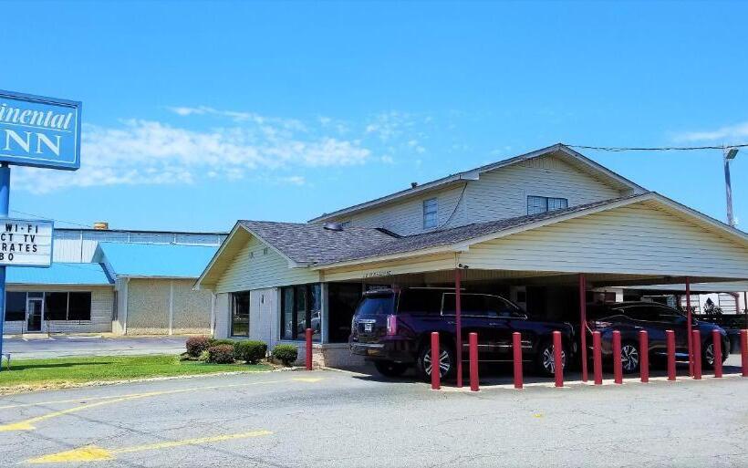 فندق على الطريق Continental Inn & Suites