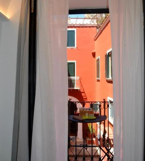 تختخواب و صبحانه I 26 Gradini Capri