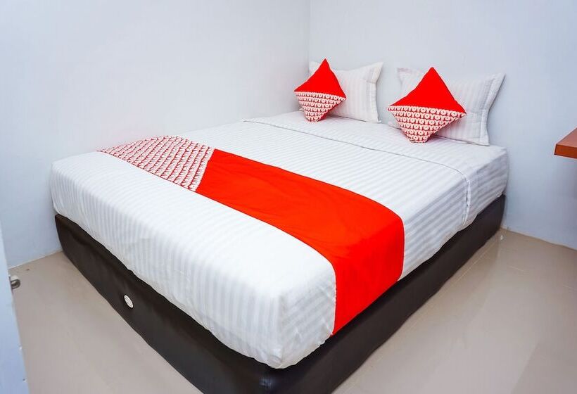 Hotel Oyo 433 Nelvi Residence Syariah